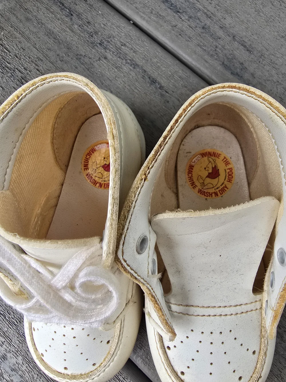 Vintage Sears Winnie-the-Pooh White Baby Walker Lace-Up Leather Shoes